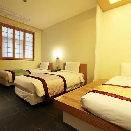 Seoul Hotel Shinshin Myeongdong Exterior photo